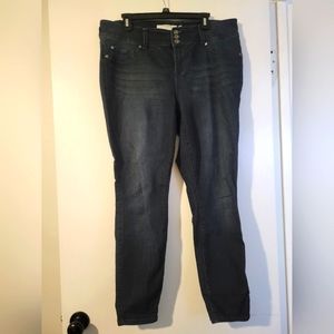 Torrid 16R premium jeggings